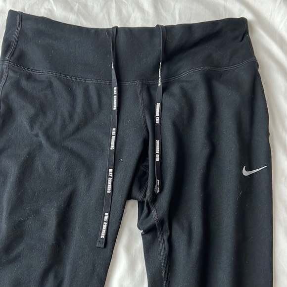 Dri- fit Nike leggings - Picture 2 of 4